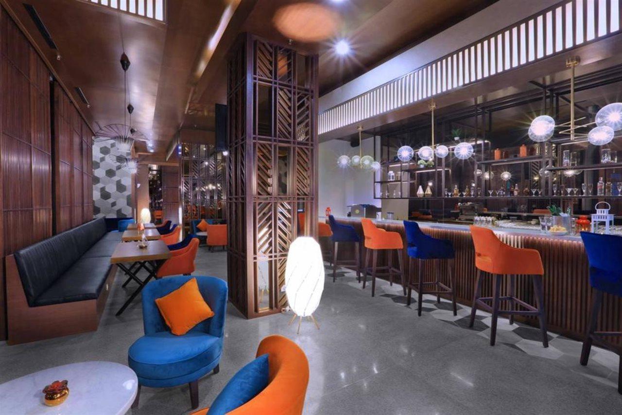 Quest Prime Cikarang By Aston Hotel Bekasi Ngoại thất bức ảnh
