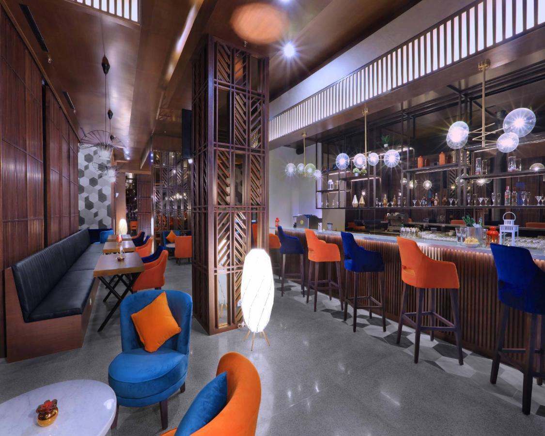 Quest Prime Cikarang By Aston Hotel Bekasi Ngoại thất bức ảnh